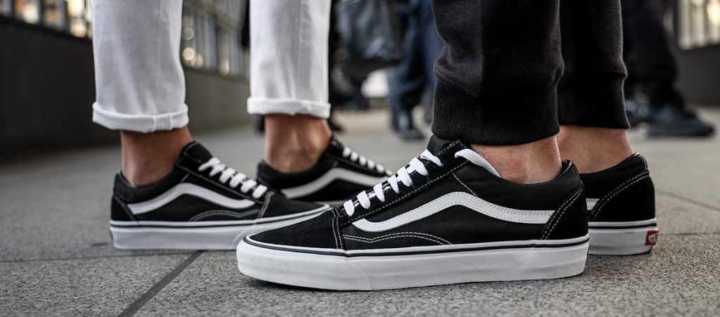 Vans old skool outlet bianche striscia nera